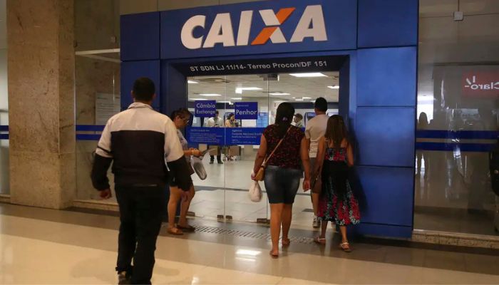 © José Cruz/Agência Brasil/Arquivo Caixa libera abono salarial para nascidos em julho e agosto